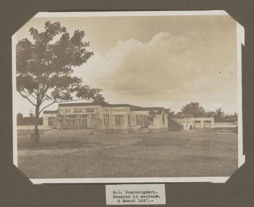 S.O. Goenoengsari. Besaran under construction. 8 March 1927.
