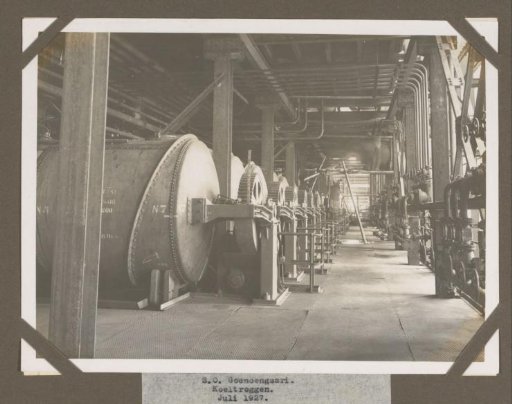 S.O. Goenoengsari. Cooling troughs. July 1927.