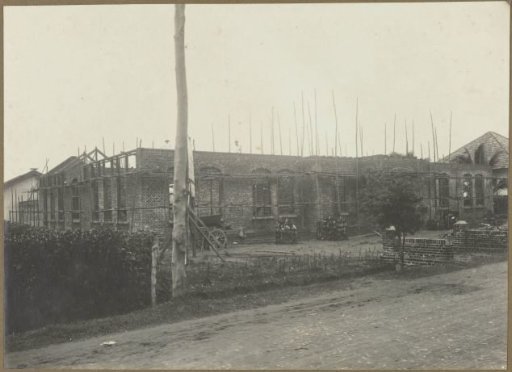 Construction of the Children's Home of the Salvation Army