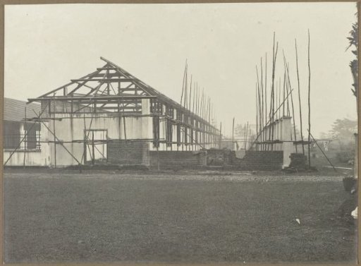 Construction of a commercial building