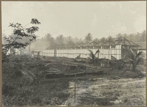 Construction of a commercial building