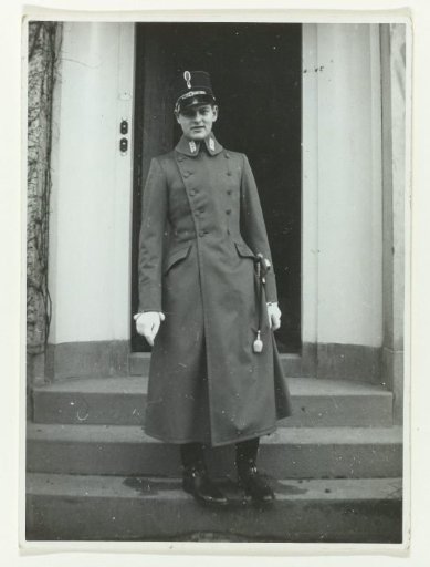 Tonny van Renterghem as cornet, 1st regiment of hussars