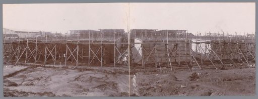 Construction pit panorama from the closing dam