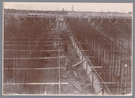 Pouring Concrete for the 7th Caisson Floor and Weaving the 8th/2nd Work