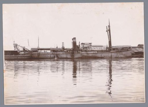 Dredger "GG Idenburg"