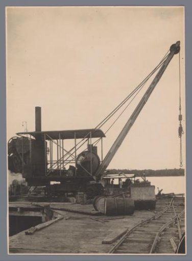Jetty with steam crane