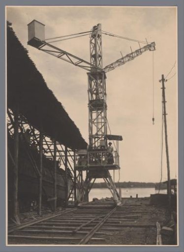 Tower crane