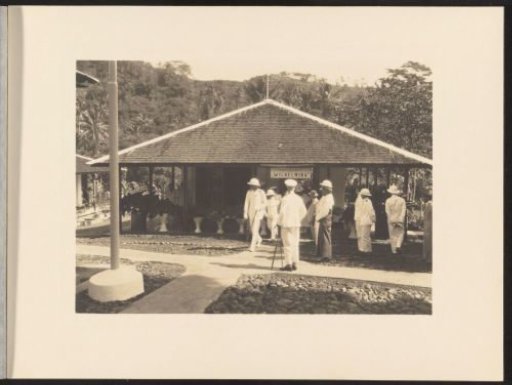 Visit to the Pelantoengan leper colony