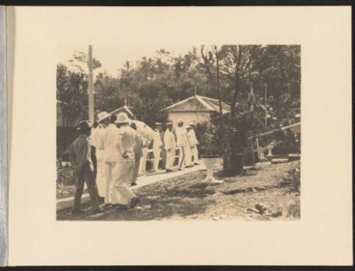 Visit to the Pelantoengan leper colony