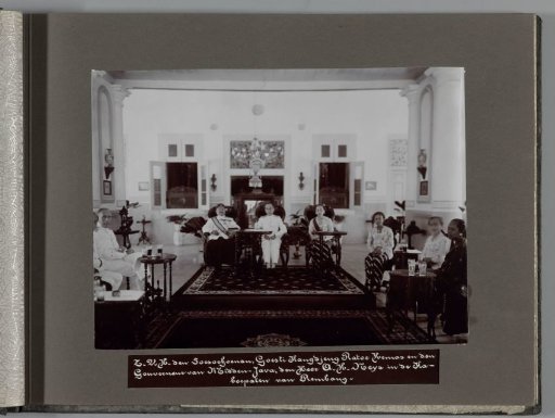 His Most Illustrious Highness the Soesoehoenan, Goesti Kangdjeng Ratoe Hemas and the Governor of Central Java, Mr. A.H. Neys, in the Kaboepaten of Rembang