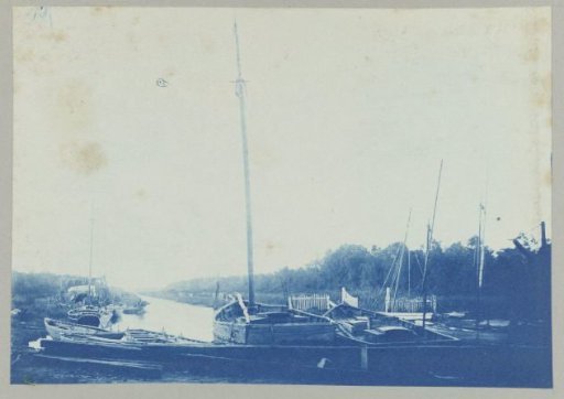 Harbour and saltwater canal of Totness