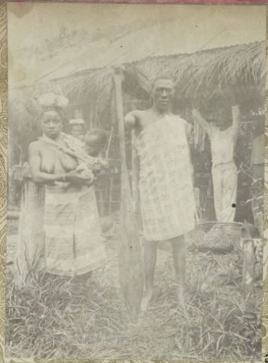Maroon family from Gansee