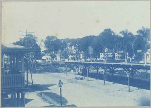 Heiligenweg and Vaillantsplein, Paramaribo