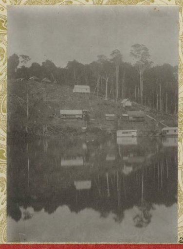 Houses at the Maabo Hill