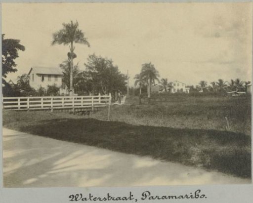 Waterstraat, Paramaribo