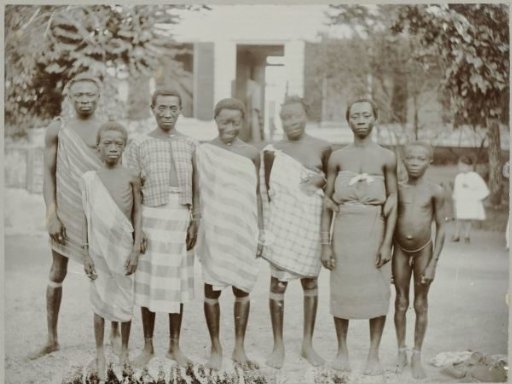 Maroons