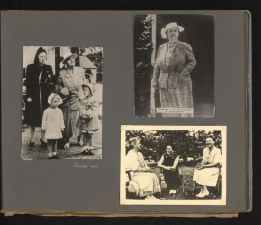 Wilhelmina with Juliana and the Princesses
