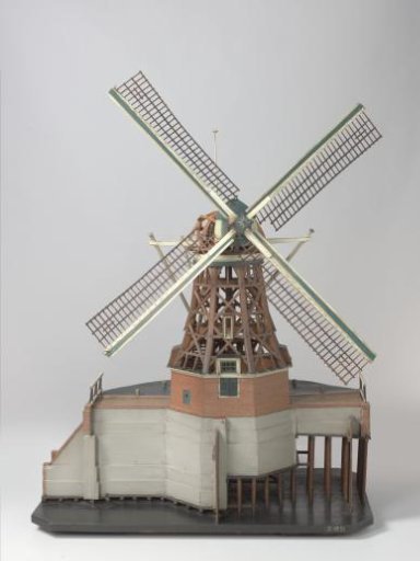Model of an octagonal South Holland smock mill (molen)