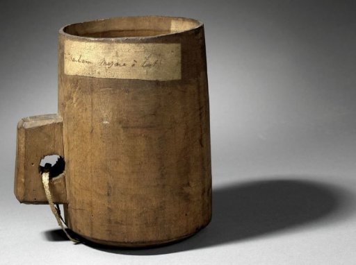 A sweet milk churn
