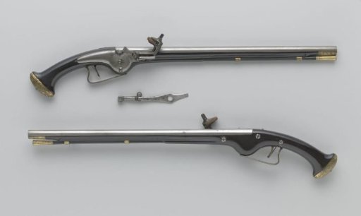 Pair of wheel-lock pistols with key