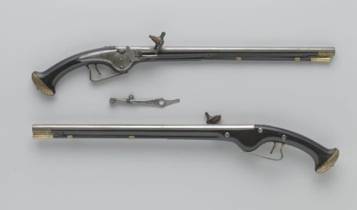 Pair of wheel-lock pistols with key