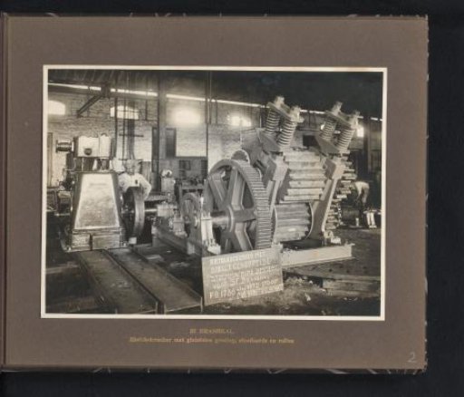 St. Brangkal / Reed Crusher with Cast Steel Gearing, Stands and Rolls