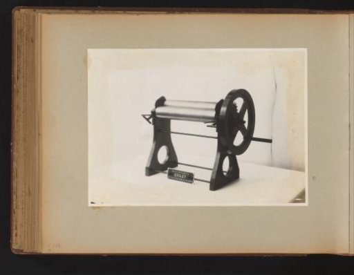 Roller press
