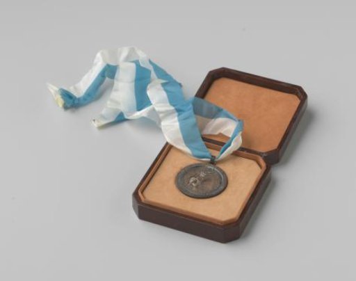 Medal of Merit, awarded by the international Jewish organization B'nai B'rith in 1984 to W. Drees