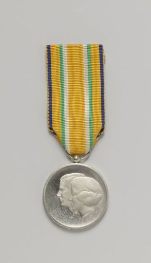 Wedding medal of the marriage of Princess Beatrix and Claus von Amsberg, 1966