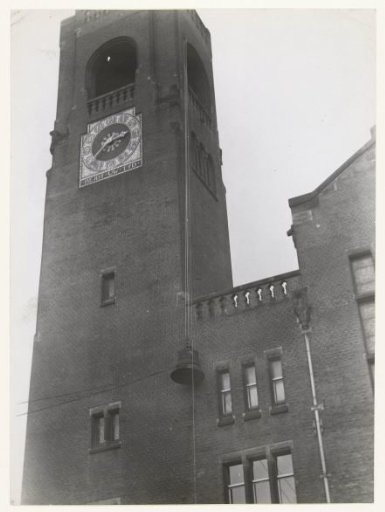 View of the tower of the Beurs van Berlage without a carillon
