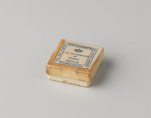 Box belonging to the brooch Java Motor Club
