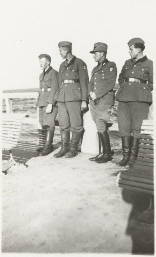 Four members of the Reich Labour Service at the sea
