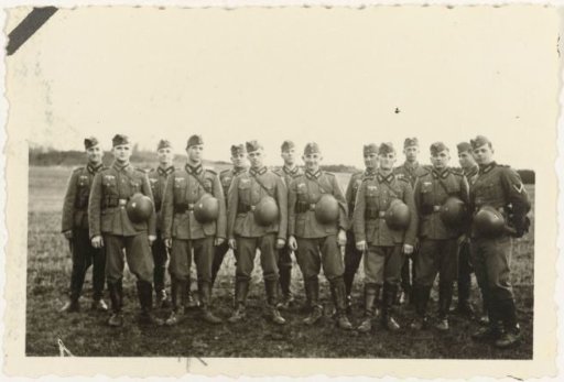 Group of German soldiers