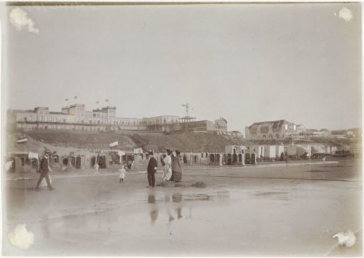 Beach in Zandvoort with Hotel d'Orange