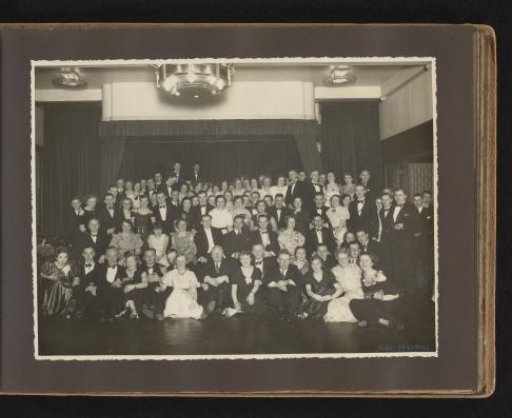 Group portrait of students of the MTS in Haarlem
