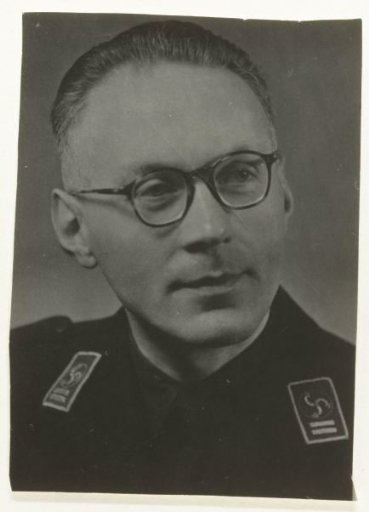 Portrait of a member of the NSB