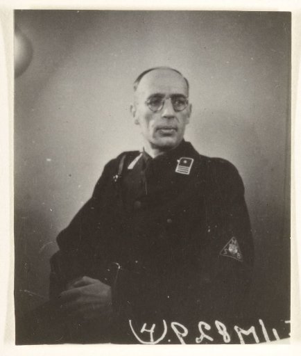 Portrait of a member of the NSB