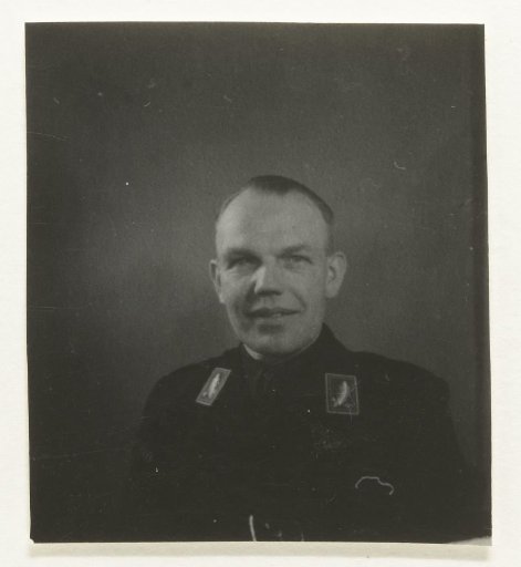 Portrait of a member of the NSB