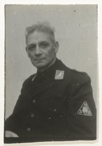 Portrait of a member of the NSB