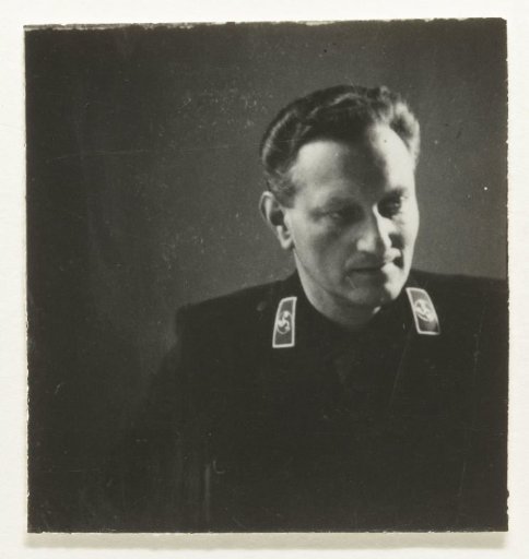 Portrait of a member of the NSB