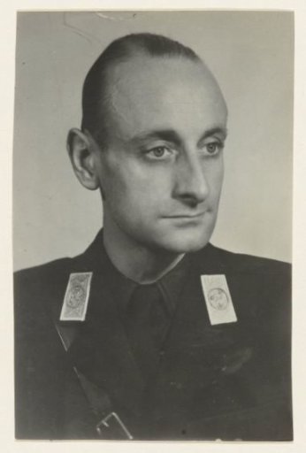 Portrait of a member of the NSB