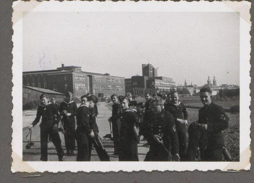 Soldiers practicing with gas masks