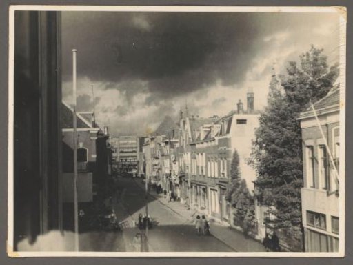 View of the Schiedamseweg in Vlaardingen