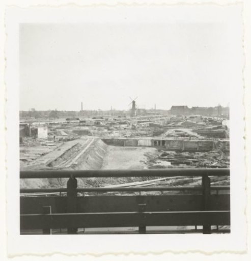 Rotterdam One Year After the Bombardment