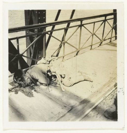 Dead Dutch soldier