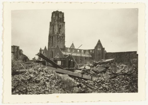 Ruins in Rotterdam: Laurenskerk