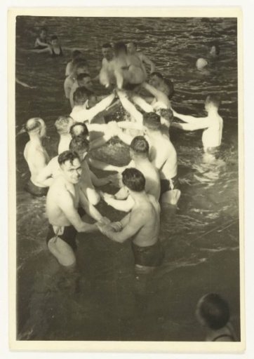 Soldiers in the sea