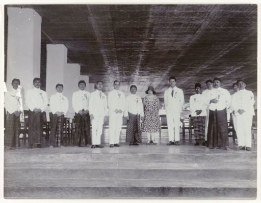 A gathering in Solo