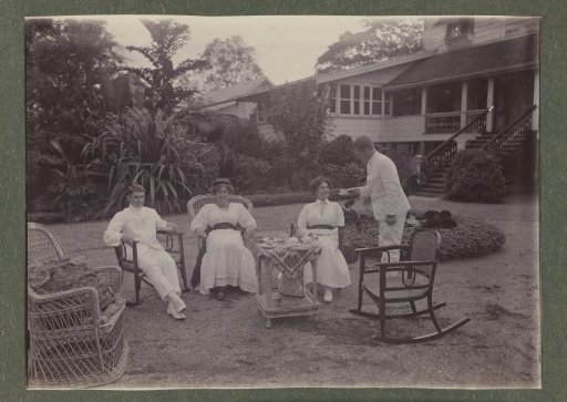 In the garden at Marienburg
