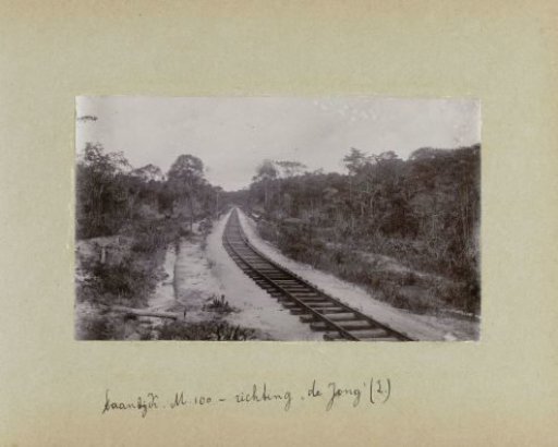 Track at K.M. 100 - Direction "de Jong" (S.)